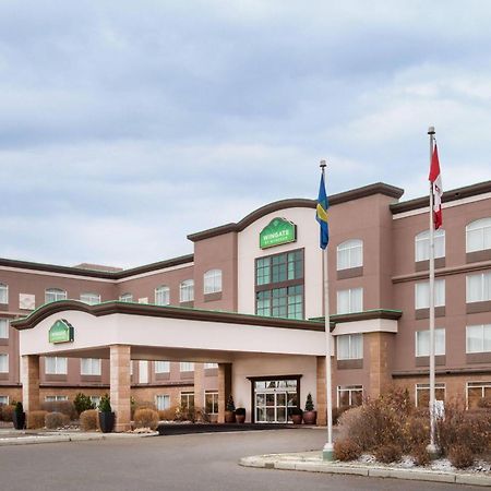 Hotel Wingate By Wyndham Calgary South Exterior foto
